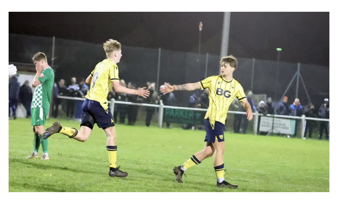 Congratulations to @StJohnsSurrey U5 @SJSFC J. Lee who made his senior debut for @OUFCOfficial last night 🦅💚🤍⚽️