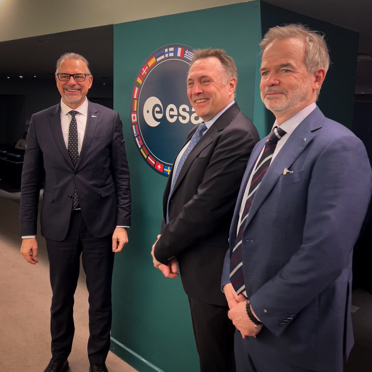 Engaging conversation with @AschbacherJosef at #EuropeanSpaceConf this week about the future of space within the European framework. Some highlights were: 

🚀European autonomous access to space

🇪🇺The next Multiannual Financial Framework of the EU

🛰️The ESA 2040 Strategy