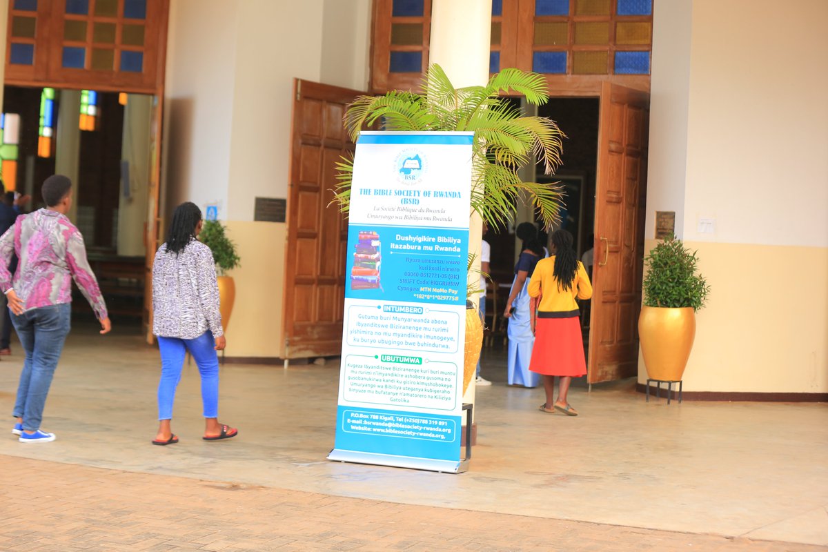 bible_rwanda's tweet photo. #ChristiansUnityWeek

All is set at #ReginaPacisParish of the #CatholicChurch Remera for the starting of the #Ceremony to pray for the #ChristiansUnity, a week that was launched on the 18th Jan 2024. https://t.co/De1HkbnIWd