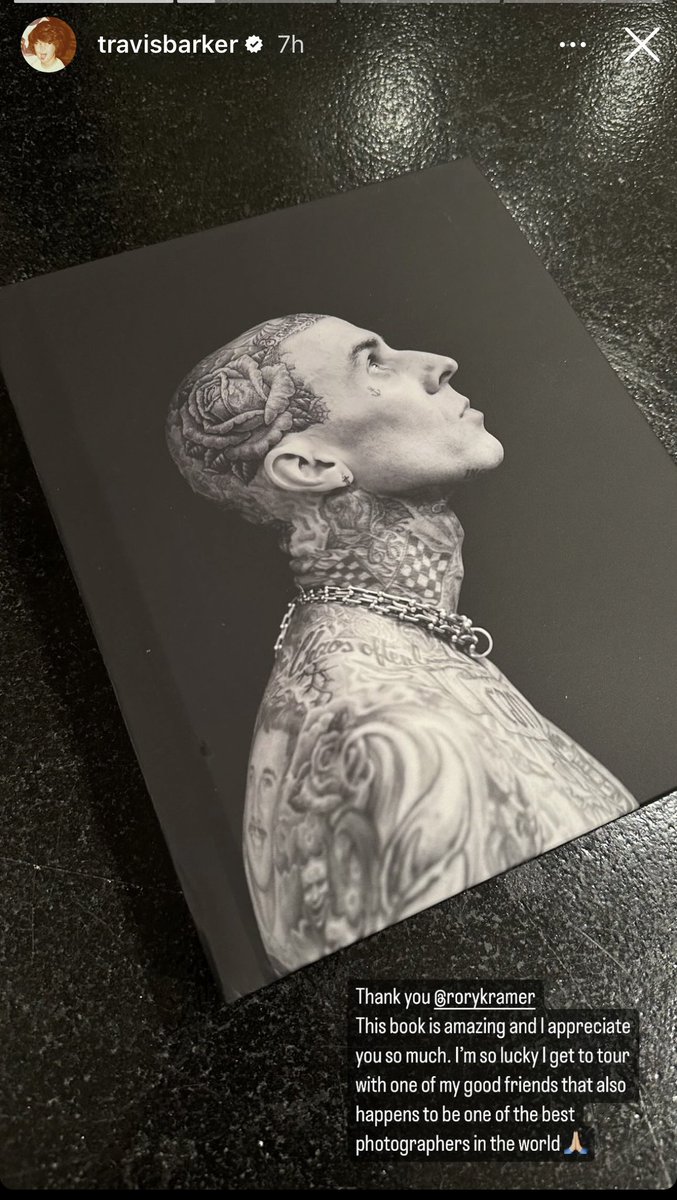 lori_l_mclean's tweet photo. NEED IMMEDIATELY! Where can I purchase a copy of this book full of amazing #TravisBarker photos, #RoryKramer? 🖤 https://t.co/Nn5lc6BwJ5