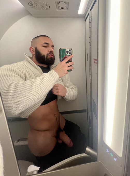 He always wants to come out and play 😩 https://t.co/vxvcJryg7t