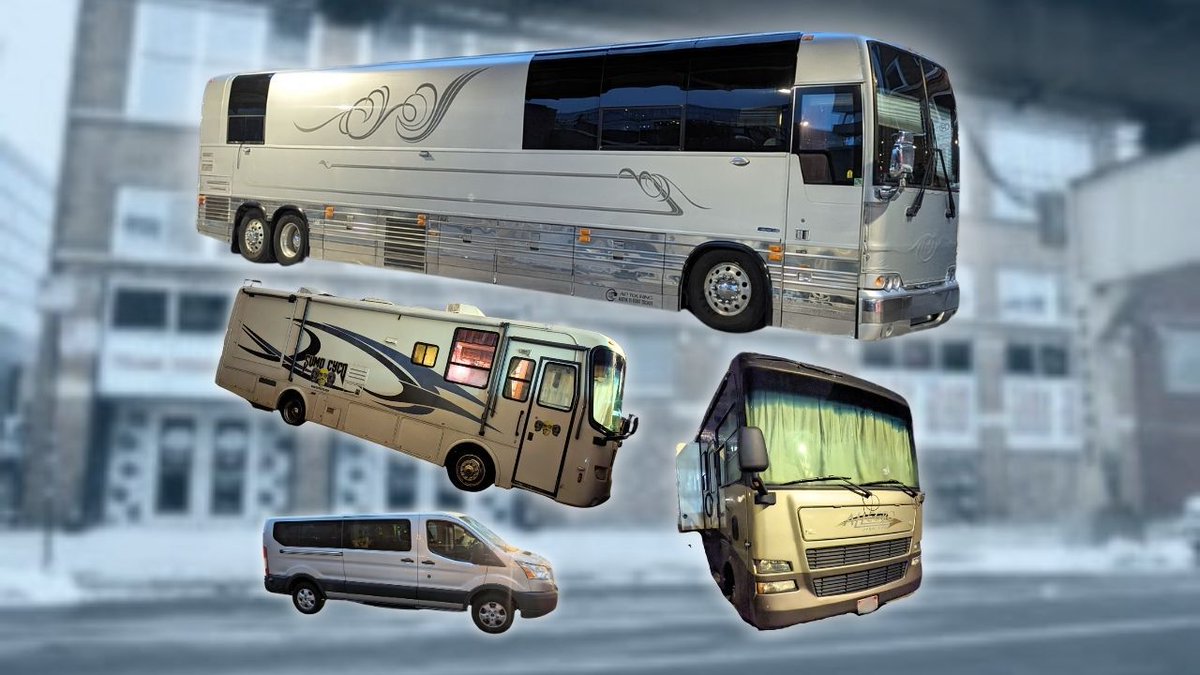 DigitalTourBus's tweet photo. We had a blast filming new episodes of Bus Invaders with @nonpoint, @hedpe, @sumocyco, and @vrsty_nyc before the Chicago date of their recent tour! Videos coming soon.
#nonpoint #hedpe #sumocyco #vrsty #digitaltourbus #businvaders #tourbus #tourvan #rvlife https://t.co/3ipHAuJNCG