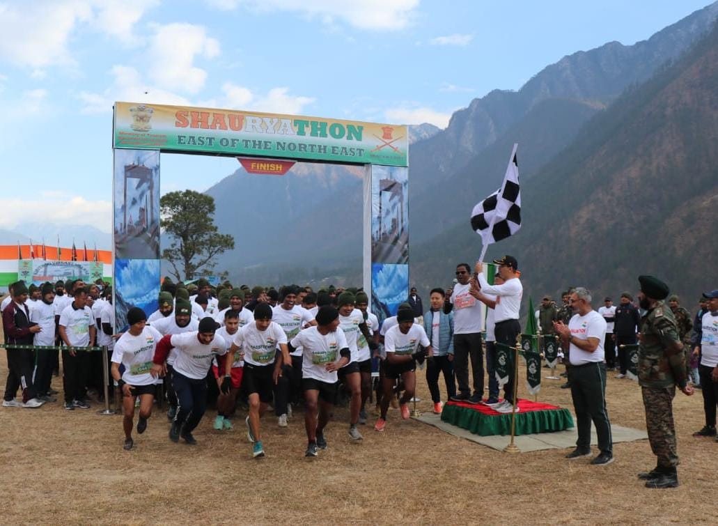 Spearcorps's tweet photo. As part of celebrations of the #75thRepublicDay, #Spearcorps, #IndianArmy and @ArunachalTsm organized #Shauryathon at #Kibithoo, the first and a #Vibrantvillage in #ArunachalPradesh.
The event for running enthusiasts witnessed the participation of over 520 speedsters from #IndianArmy, @ArunachalPolice, @ITBP_official & locals, with the youngest participant aged 4 years and the oldest aged 68 years.
The conduct of #Shauryathon aimed to set up a tradition for sporting events in border areas & enhance border tourism.
@adgpi
@easterncomd