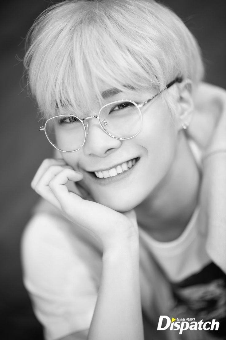 HAPPY BIRRHDAY MOONBIN💜🕊🎂
TE AMO Y TE EXTRAÑO🥺
#HAPPYBIRTHDAY #MOONBIN26YEARS
