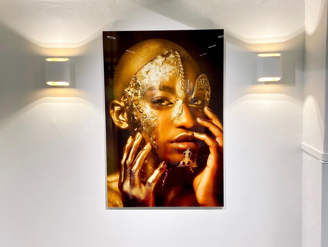 Step into a world where creativity knows no bounds. 🎨✨ When you visit the Koepelkerk, take a moment to admire the stunning artworks by <a href="/chan/">Chantal</a>.artphotography

#DiscoverThisWay #RenHotelAms