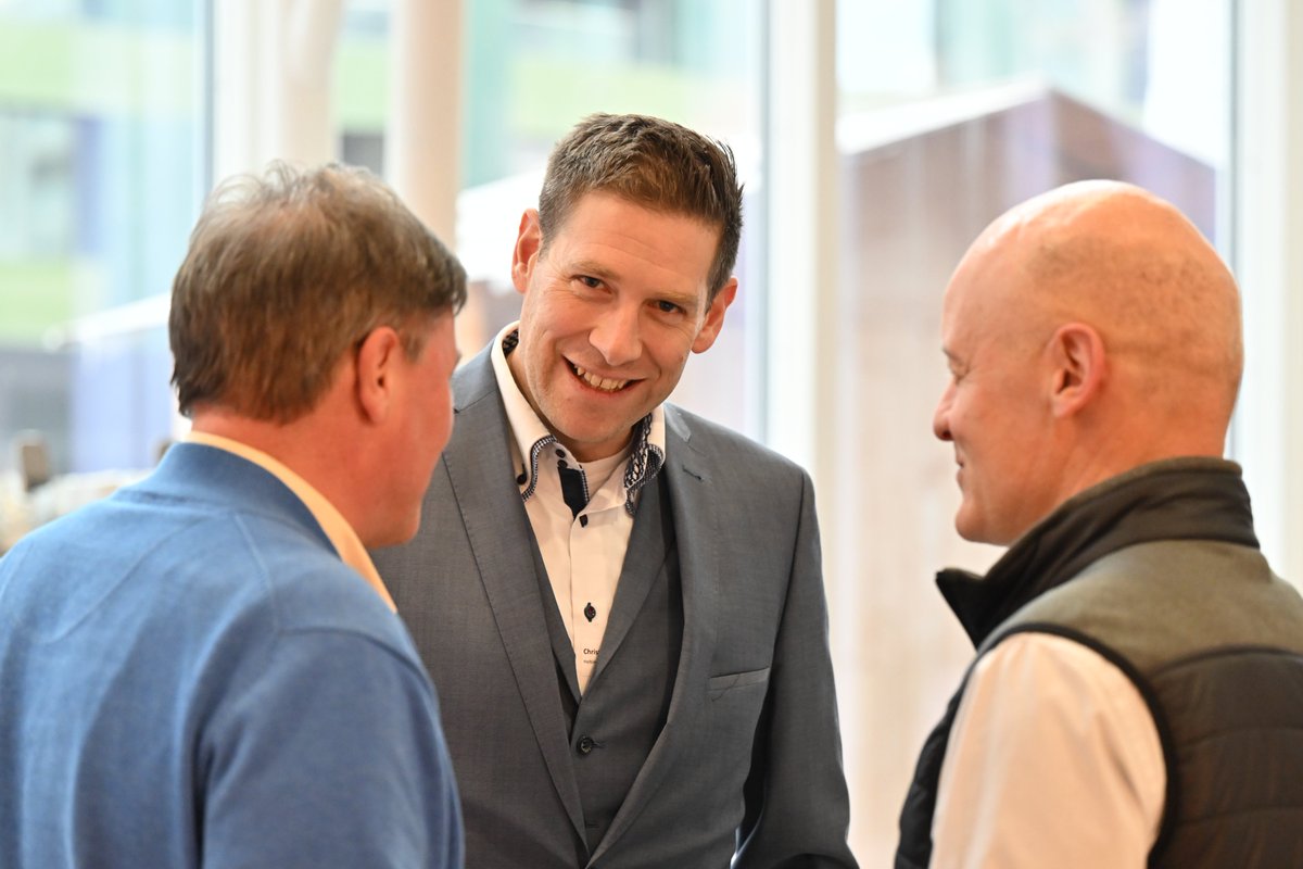 venturelab_ch's tweet photo. Get ready for the Venture Leaders Graduation Ceremony - where we celebrate the Swiss National Startup Teams 2023 who represented Switzerland's most promising technology innovation on global markets!
Follow: #VLeaders
https://t.co/E6Rno6lXQx https://t.co/3JByXgDCXK