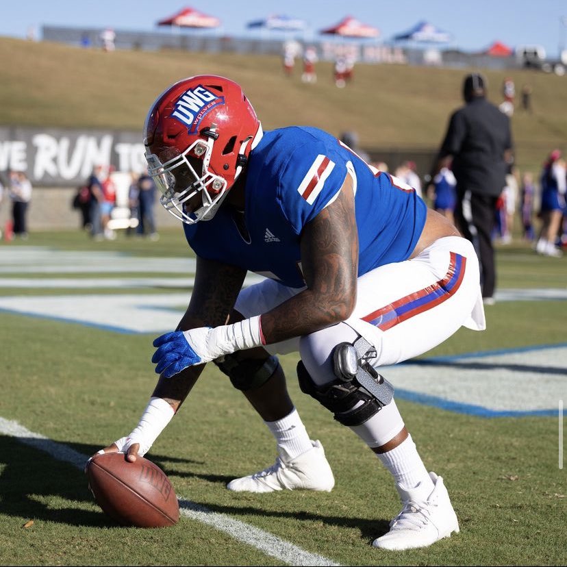 Blessed to receive an offer from West Georgia @CoachGGrady @CoachWright72 @CoachBelker @RecruitGeorgia @damehova9 @coachcano_ @BigFaceSportss @NwGaFootball @BVEvery @jwindon35