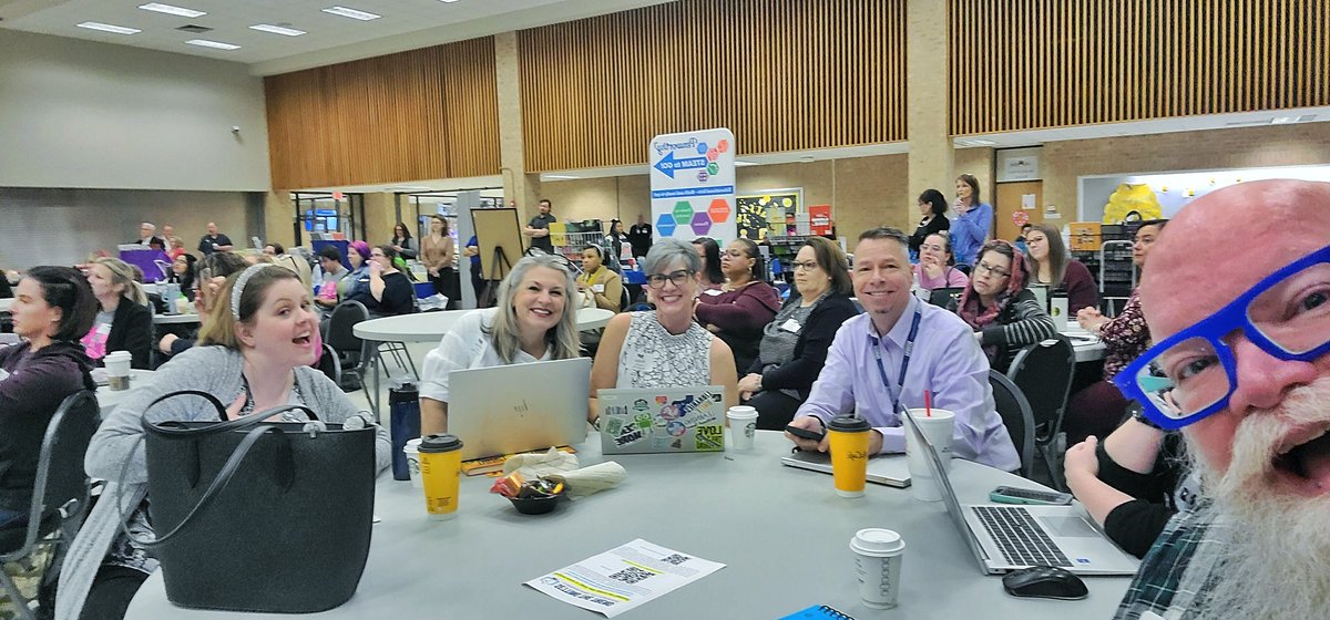 BaldLibrarian's tweet photo. Hanging out with my HISD Library peeps today down in Clear Creek at the Houston Area Middle School Librarians Professional Learning Day! #LibsInTheMiddle #whatwouldbaldlibrarianread #librarytwitter  @HISDLibraryServ https://t.co/ckUvRQZ3N3