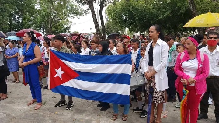 GamezLilianny's tweet photo. #Cacocum acto por el aniversario 85 de la CTC. En la ceremonia se reconocieron a colectivos laborales por su destacada labor sindical en saludo a la jornada.
#ContinuamosTrabajando #PoderPopularCacocum https://t.co/pKrwggF9Yn