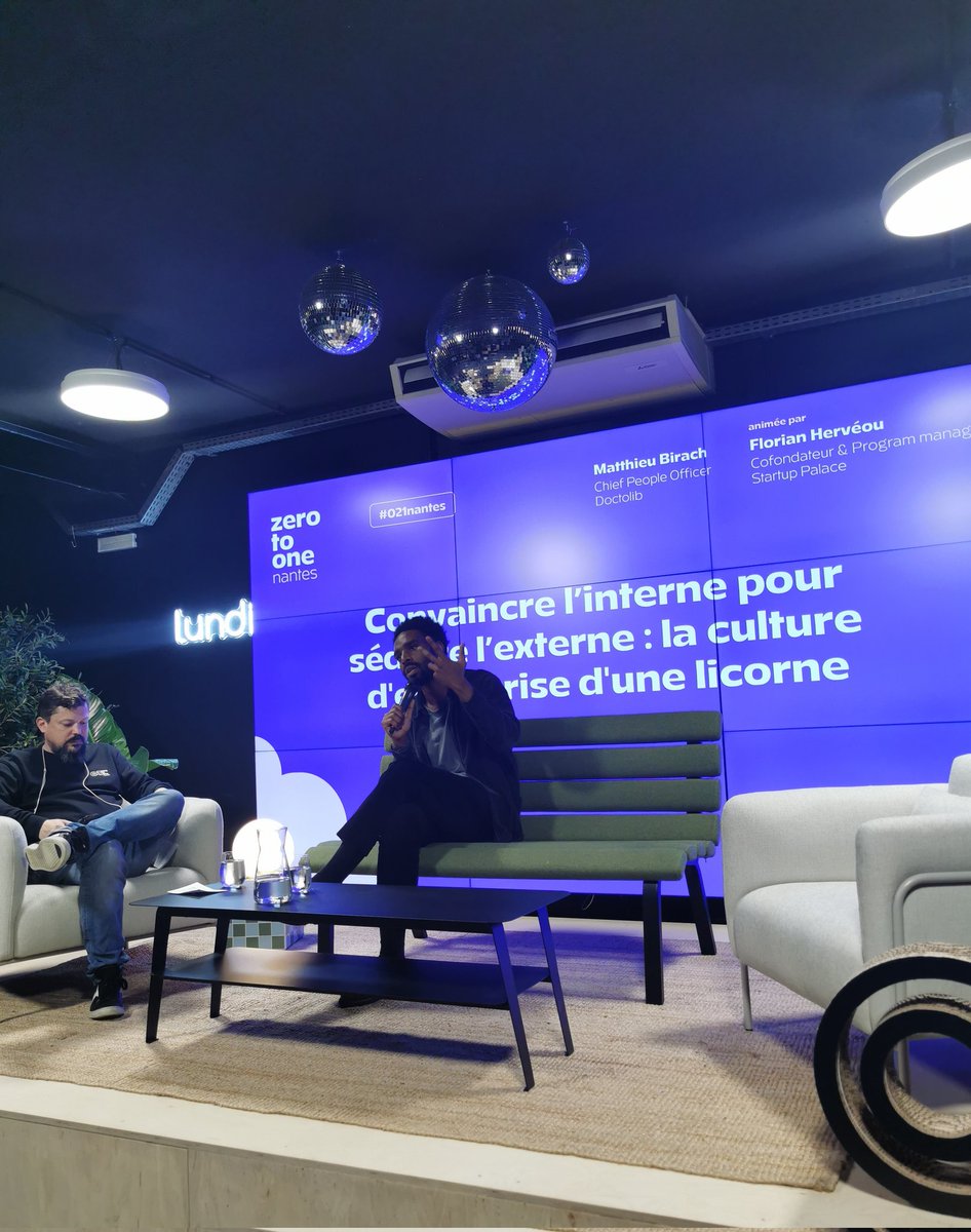 H7 (@h7lyon) on Twitter photo 2 ans après la 1ere édition de zero to one à Lyon, l'excellent Matthieu Birach, CPO de <a href="/doctolib/">Doctolib</a> est de nouveau parmi nous !
Il nous partage son expérience de la culture d'entreprise d'une licorne : convaincre l'interne pour séduire l'externe.
#021nantes <a href="/_icilundi/">_icilundi</a> 2 ans après la 1ere édition de zero to one à Lyon, l'excellent Matthieu Birach, CPO de <a href="/doctolib/">Doctolib</a> est de nouveau parmi nous !
Il nous partage son expérience de la culture d'entreprise d'une licorne : convaincre l'interne pour séduire l'externe.
#021nantes <a href="/_icilundi/">_icilundi</a>