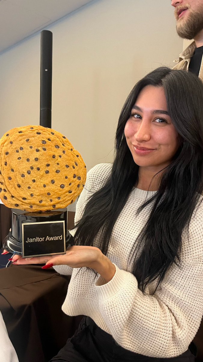 alexisintech's tweet image. I would have preferred Queen of Docs, but this is fine too #cleanmachine 🧼 thank you @ClerkDev 🫶🤭✨