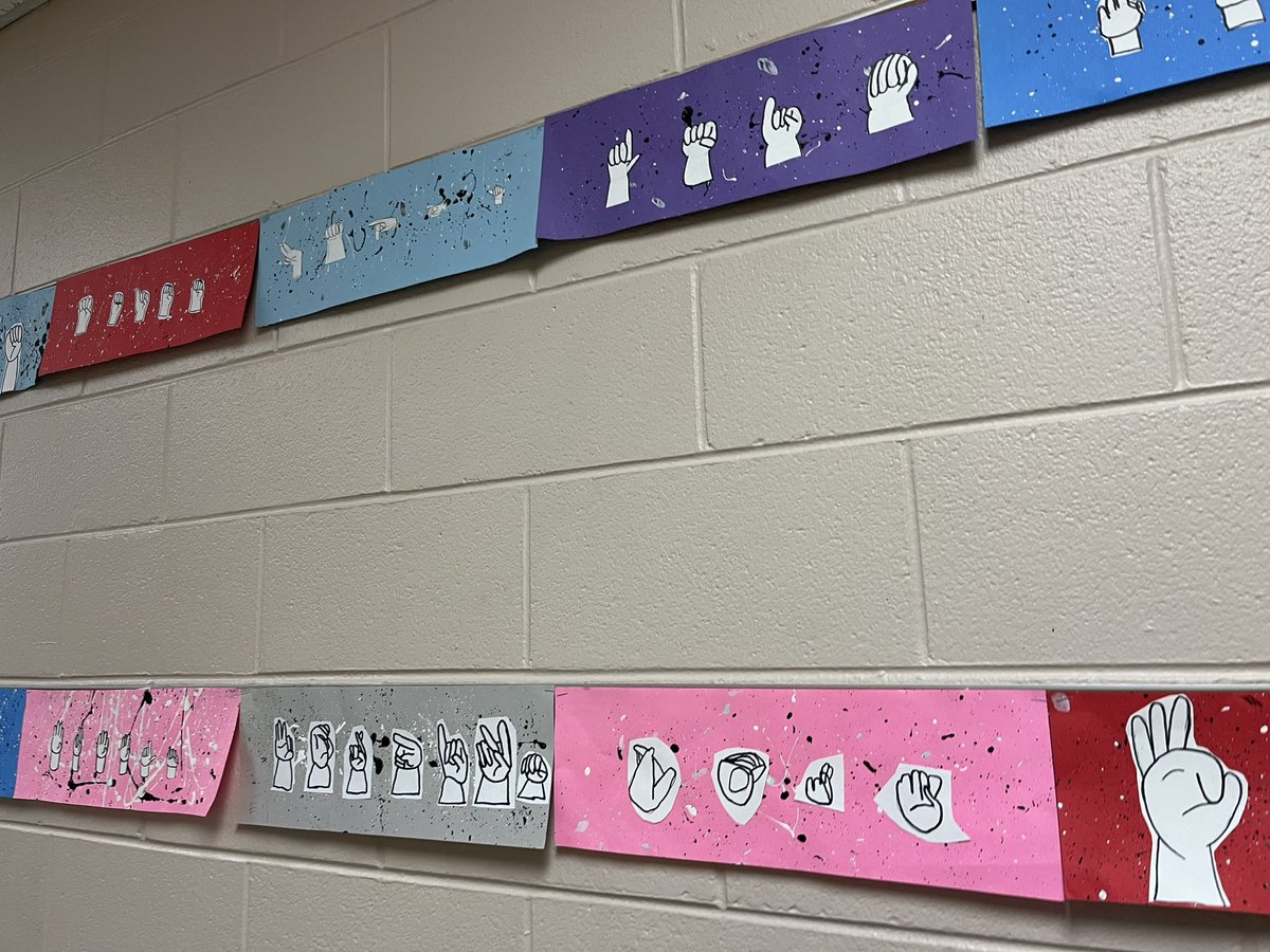 #Kingsley students chose a meaningful word and created art out of sign language. #dg58pride #dg58 <a href="/isleofartists/">Georgi Beck</a>