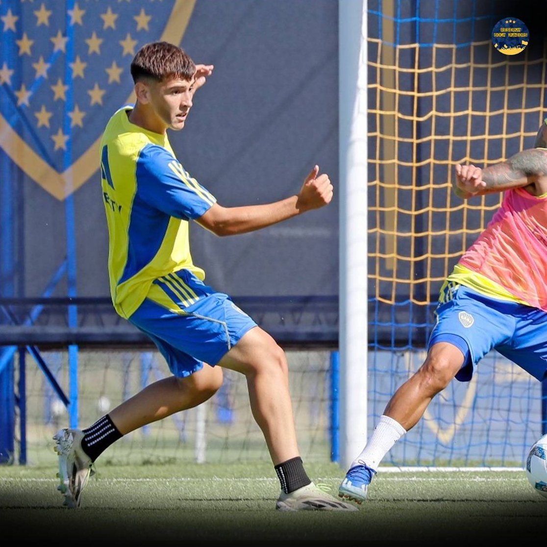 🎩⚽️Ayer, Camilo REY DOMENECH hizo fútbol por segunda vez con el plantel de Primera.

➜ Es un cinco habilidoso, resolutivo y con buena visión de juego. Tiene un estilo muy elegante y una excelente pegada desde afuera.

Tiene 17 años, pero Boca debería evaluar ofrecerle contrato.