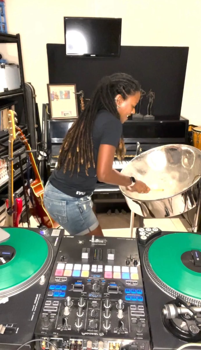Brought pan into the mix! What could be sweeter?!?! 
Check out my #soca2024 mini mix on IG and YouTube!

youtu.be/JDwpM3-TqJA?si…