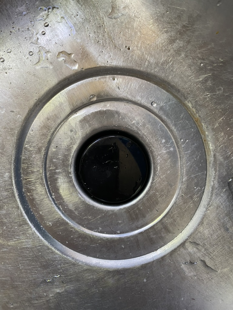 It's not HAL, it's the kitchen sink with a cap in it. But we do talk about Artificial Intelligence in this episode of The Space Bar Radio Show... and of course what it means for the independent musician in the 21st Century.
mixcloud.com/SpaceStudios/t…