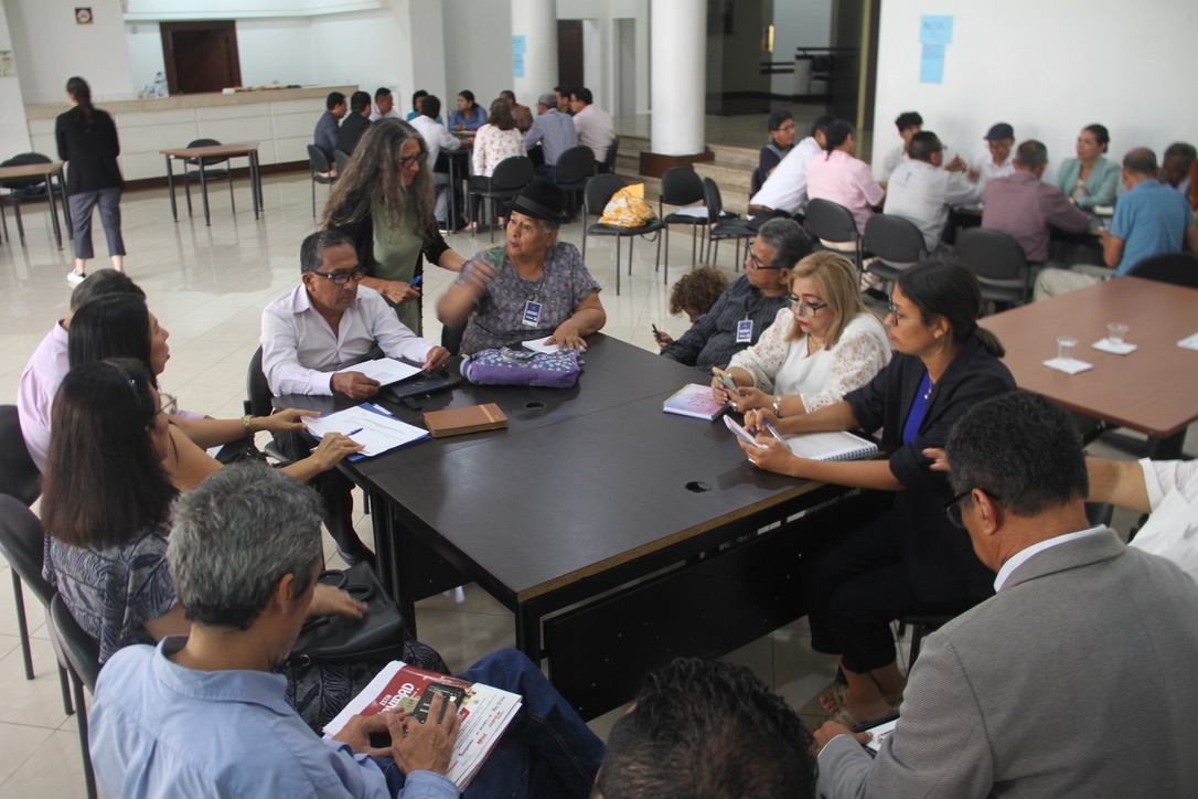 MinGobiernoEc's tweet photo. 📍La Subsecretaría de Cultos del  @MinGobiernoEc, realizó mesas técnicas con organizaciones religiosas del Guayas para identificar las demandas y propuestas con mira a la construcción de una Política Pública de Cultos. https://t.co/8V5Ji31n2m