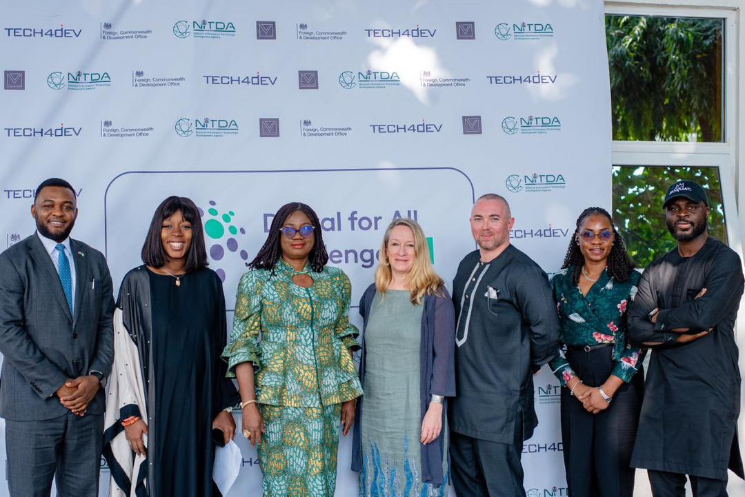 Yesterday, DHC, @gill_lever1 reiterated the UK's commitment to working with 🇳🇬 to promote inclusive digital economic growth/dev that leaves no one behind at the launch of the #DigitalforAllChallenge funded through 🇬🇧's DAP Programme in partnership with @NITDANigeria & @tech4dev.