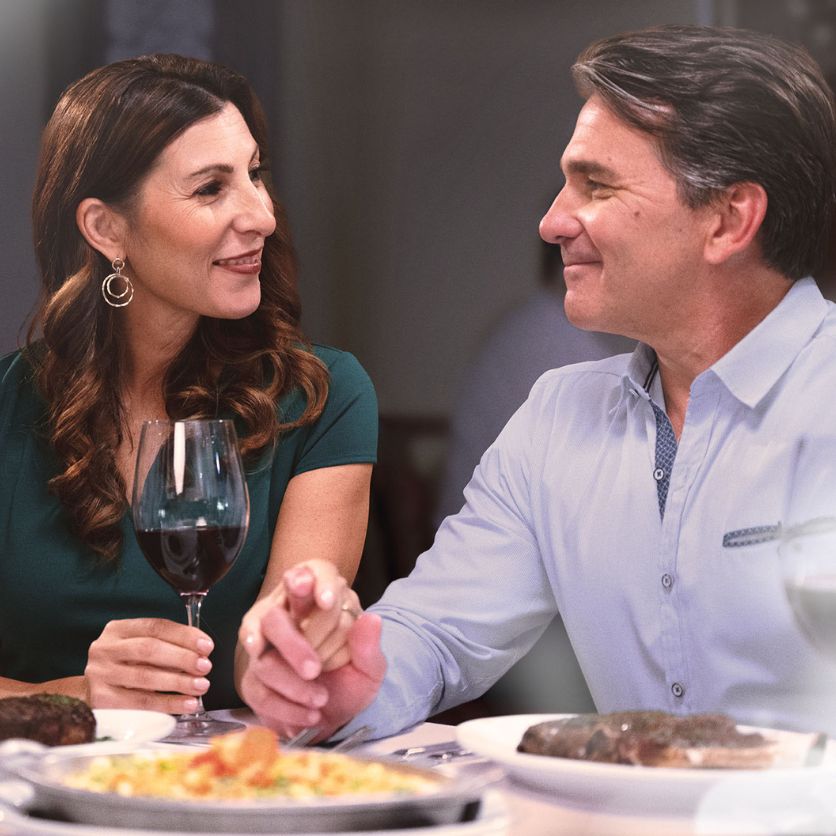 As Valentine's Day approaches next month, it's time to start planning the ultimate romantic dining experience.

With our renowned steaks, Ruth's Chris is the ideal destination for your celebration.

Reserve your table now.
ruthschrissteakhouse.ca/edmonton/reser…

#RuthsChrisSteakHouse #yegdining