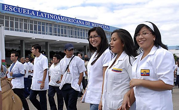 La acreditación internacionalmente de la ELAM y la carrera de Medicina es motivo de orgullo y satisfacción. Llegue a su inmenso colectivo la felicitación de los jóvenes cubanos por ser la universidad de excelencia que sigue la senda del humanismo de #FidelPorSiempre.
