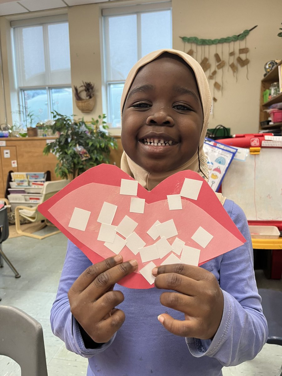Students made some healthy smiles after our lesson on toothbrushing! 🦷🪥<a href="/PrinceEdwardPS/">Prince Edward Pacers</a> #earlyyears #srwb