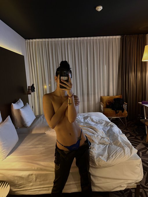 Actually I have 56kilos 💪🏻 from my 62 https://t.co/FBj1wZjQBC<a href="/tag/ladydee"class="tags"><span>#ladydee</span></a>