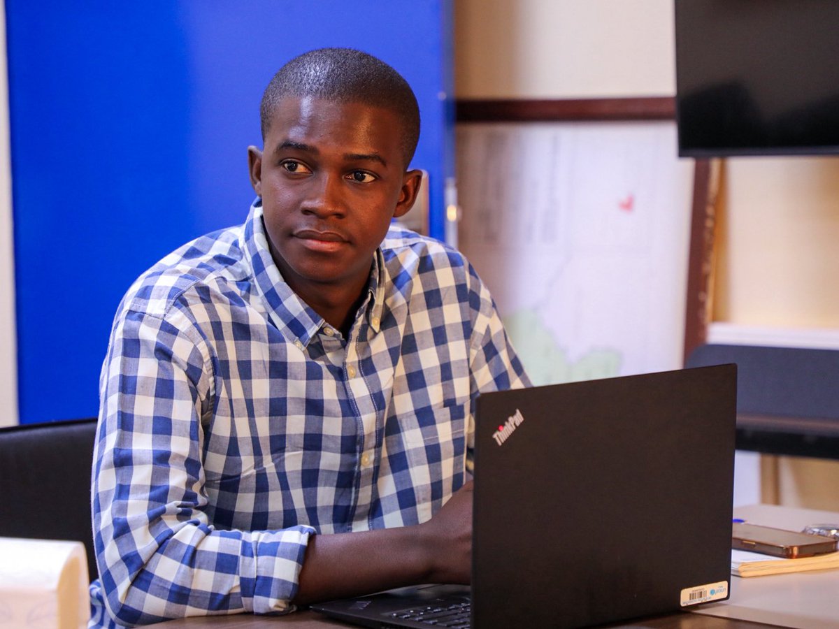 Rappelez-vous, chaque petit pas vous rapproche de vos rêves. Continuez à avancer avec détermination et persévérance. Vous êtes plus fort(e) que vous ne le pensez ! 💪🏼 #Progression #Motivation

Crédit photo: <a href="/doulbi113/">DOU&DA🇲🇱📷🖤</a>