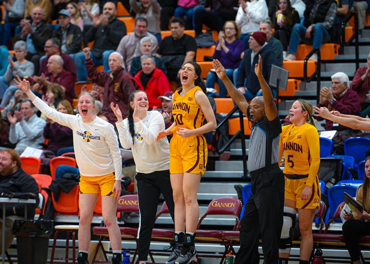 Find yourself a squad that hypes you up like this 👏

Photo Credit: Duffy Gallagher