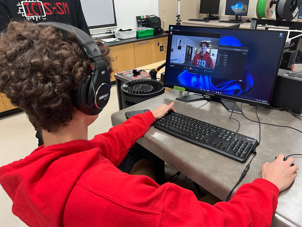 Real-World Learning isn't just a concept; it's a way of life at NGDHS! 

A new student startup teamed up with a local business to help boost their online presence.

The result? A commercial which premiered during football playoffs.

Read the full story 👉 ow.ly/yNOi50Quyil