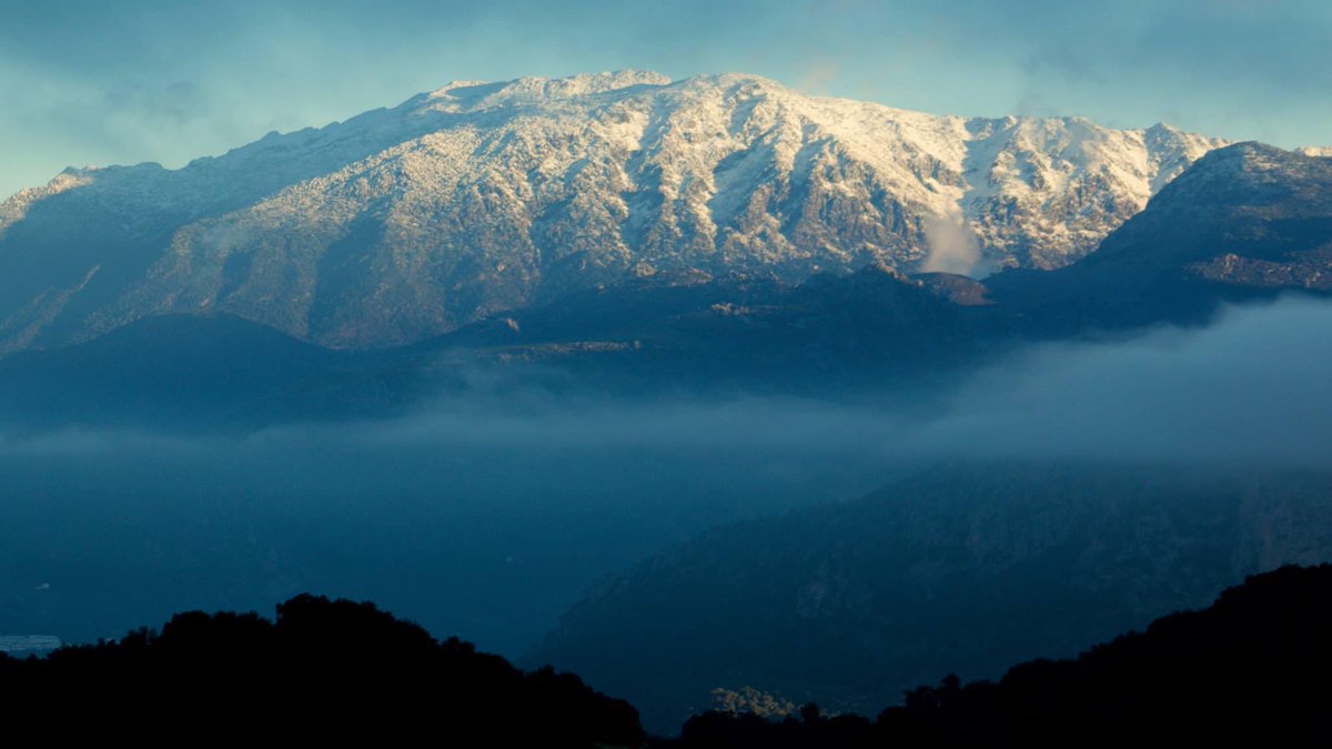 jrambaud's tweet photo. #Grazalema y su sierra tras la #nevada de Enero 2015 #Torreon (1654 m, cima más alta de #Cadiz ) #Reloj #Simancon y #SanCristobal Otros #inviernos https://t.co/zE5SVjB3Bl