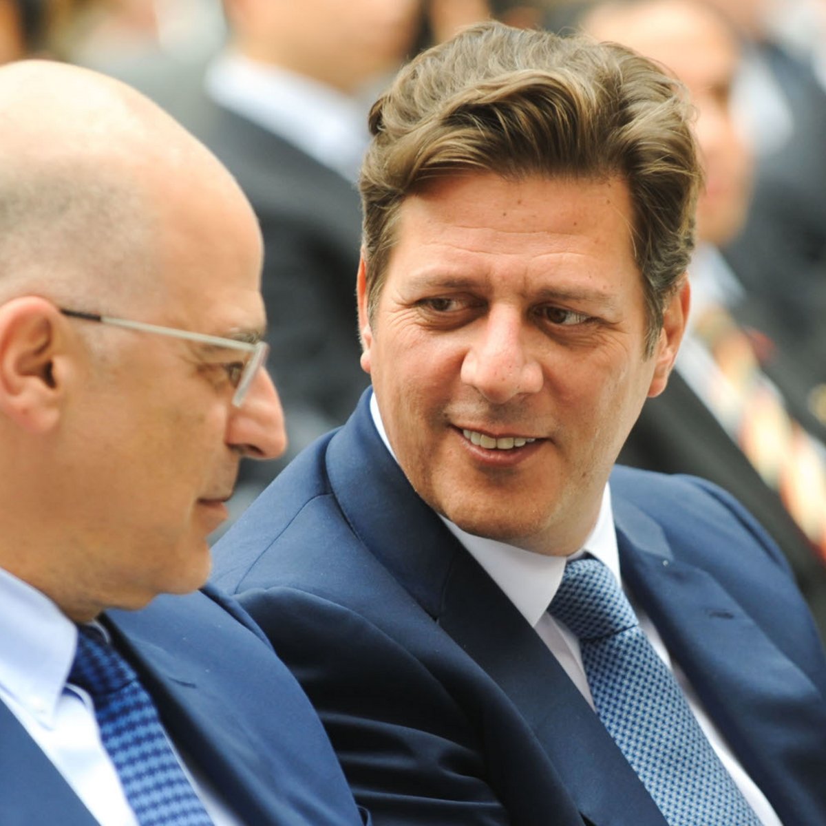 Nikos Dendias (@nikosdendias) on Twitter photo Με τον <a href="/MVarvitsiotis/">Varvitsiotis Miltiadis</a> συνεργαστήκαμε επί 4 χρόνια στην πολιτική ηγεσία του Υπουργείου Εξωτερικών και προωθήσαμε πολλά και σημαντικά για τα εθνικά συμφέροντα. Του εύχομαι κάθε επιτυχία στην απολύτως σεβαστή επιλογή του. Με τον <a href="/MVarvitsiotis/">Varvitsiotis Miltiadis</a> συνεργαστήκαμε επί 4 χρόνια στην πολιτική ηγεσία του Υπουργείου Εξωτερικών και προωθήσαμε πολλά και σημαντικά για τα εθνικά συμφέροντα. Του εύχομαι κάθε επιτυχία στην απολύτως σεβαστή επιλογή του.
