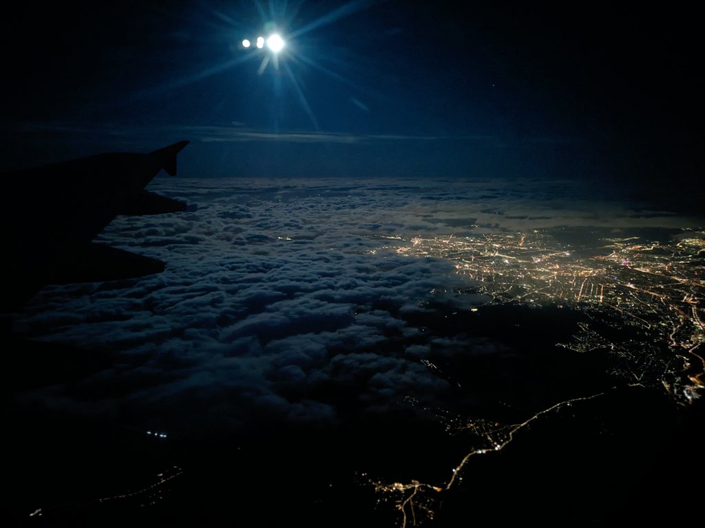 TimV81's tweet image. Wenen by night 📷