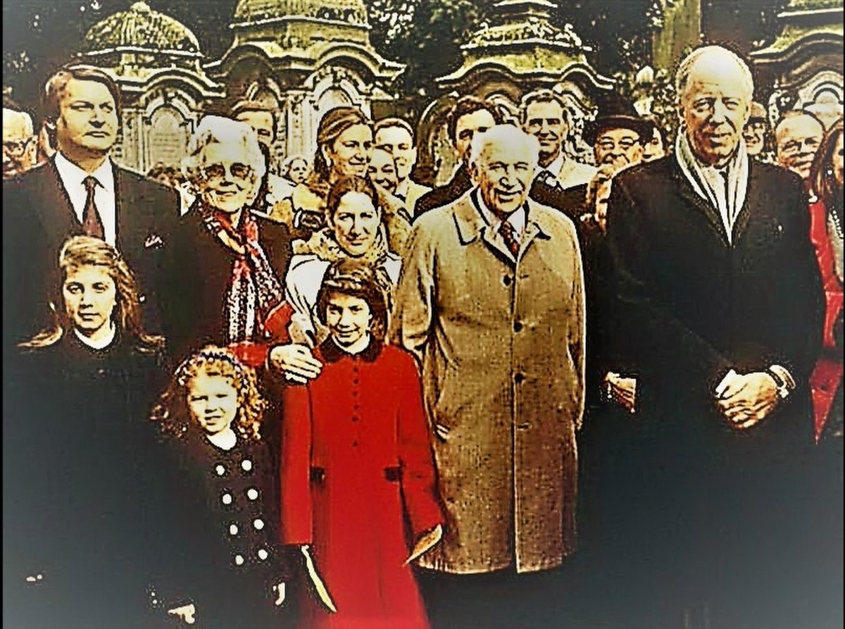 DannyBLimerick's tweet image. The Rothschilds (Formerly The Bauer) Trillionaire Banking Dynasty *Fact Checked

dannyboylimerick.website/the-rothschild…

#DannyBoyLimerick #DBLProject #CounterIntel #AntiZionism #KalergiCounterAttack #TheShillHunter #ShabbosGoyHunter
#ProPeople #AntiUN #IsraelTerroristState

#opWeCanSeeYou 👁️