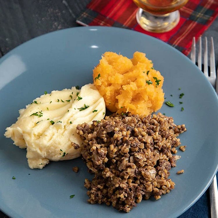 Fair fa’ your honest, sonsie face,
Great Chieftain o’ the Puddin-race!

I'm saving my (veggie) haggis, neeps and tatties for the weekend, but I'm taking a wee dram and a petticoat tail tonight to toast Rabbie Burns.

#BurnsNight #RabbieBurns #Scots #UlsterScots