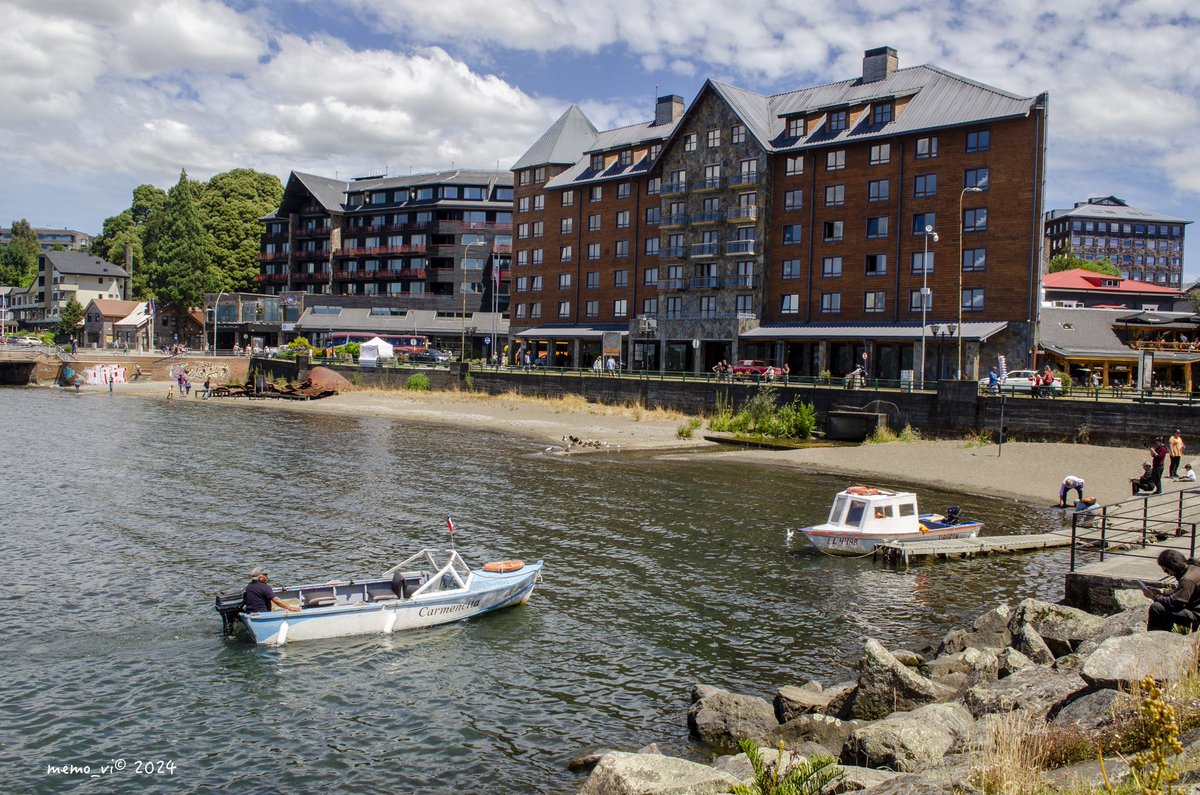 ddu_10's tweet image. Tiempo de #botes y #lanchas, volver a navegar el #lago …. la #ciudad y sus bordes , un privilegio(#Photography 2024 #puertovaras)