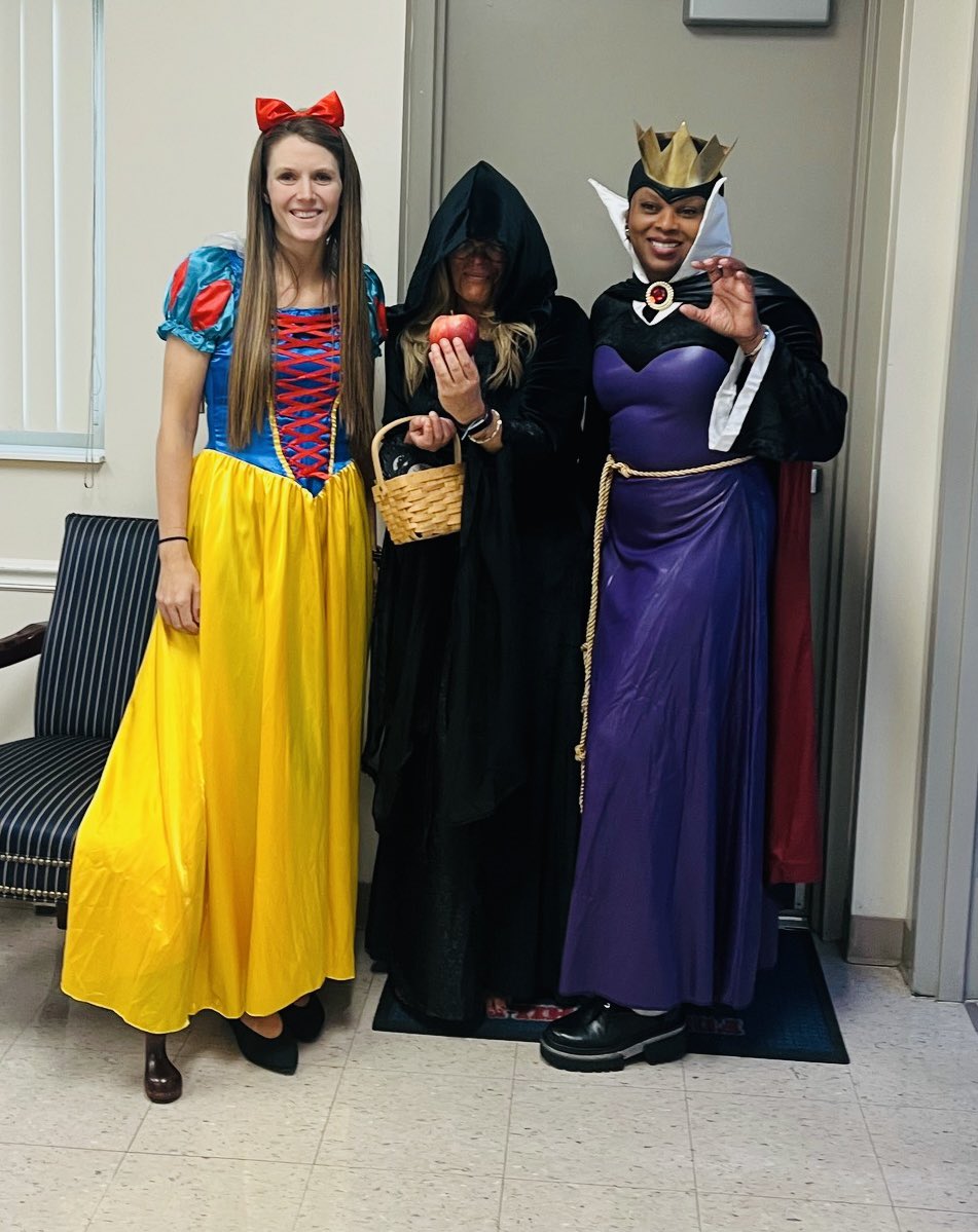 Mrs. Roopnarine tweet media