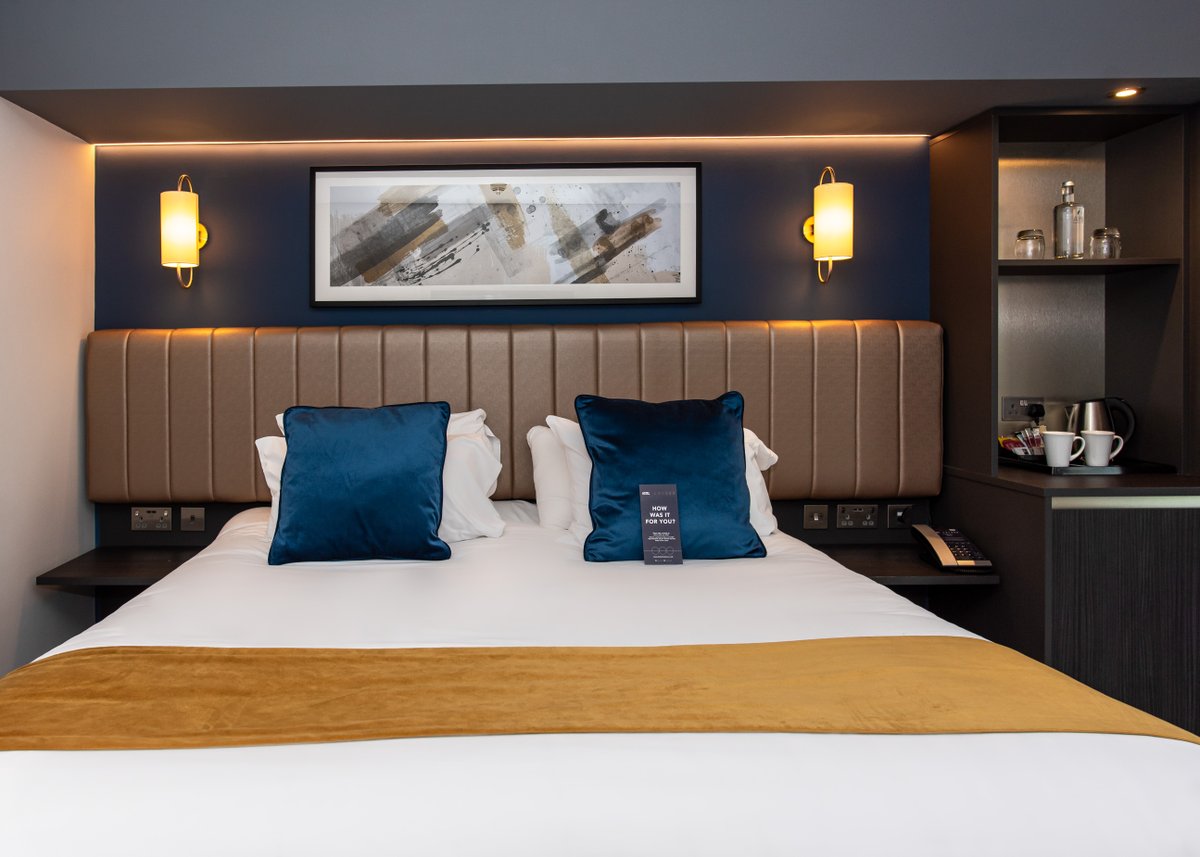 Beds so comfy, you'll never want to leave! 🤩

#HotelLaTour #MiltonKeynes