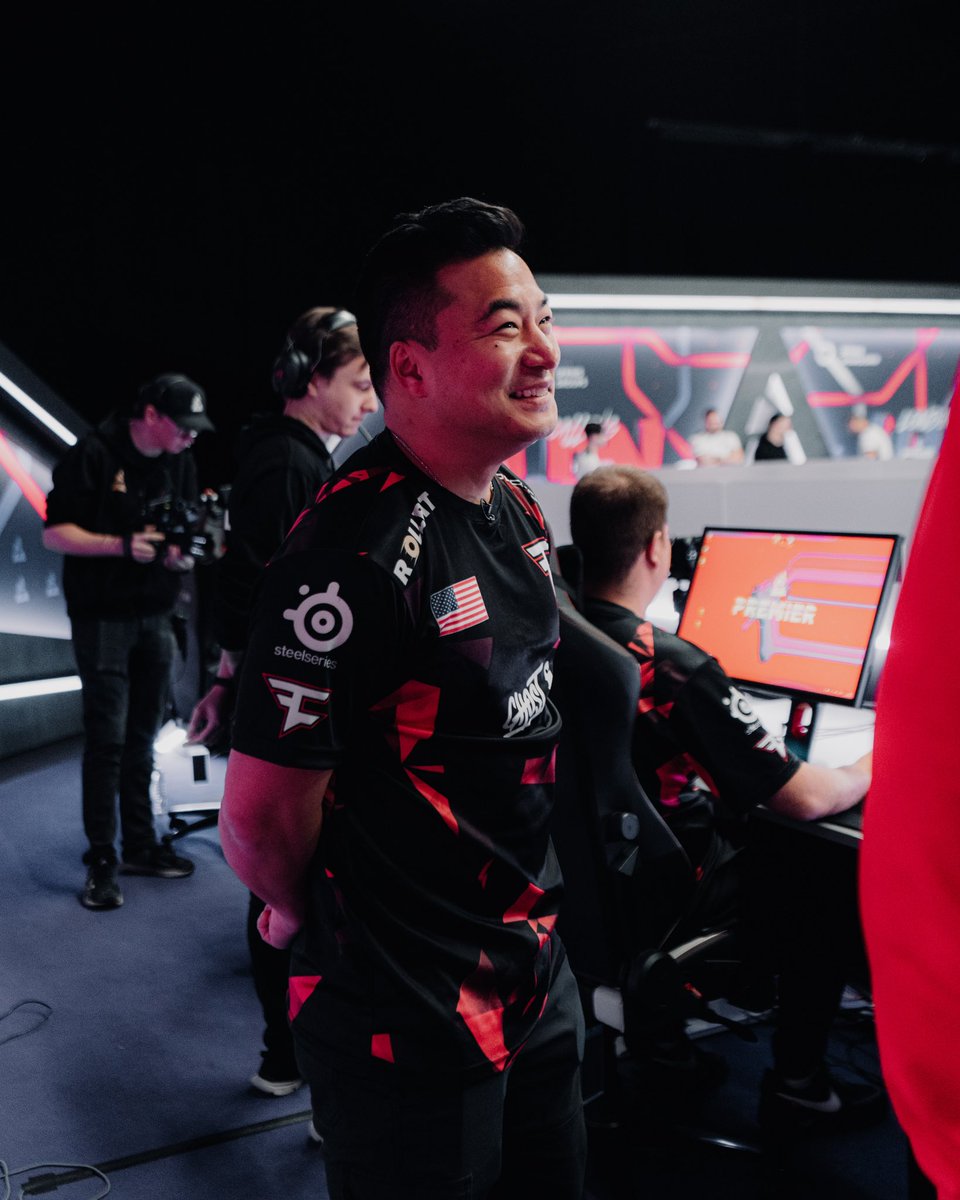 Good vibes with the squad 🎞️ #FazeUp
