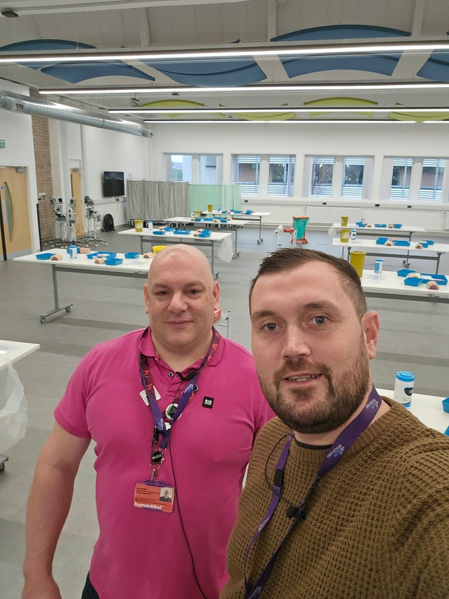 So today I had the absolute privilege of delivering naloxone training <a href="/UoB_Nursing/">Nursing at University of Bradford</a> with <a href="/NewVisionBrad/">New Vision Bradford</a>'s awesome Sean Ridley.  <a href="/Natfinchleeds/">Natalie finch</a> .  Kindness in action.  <a href="/Humankind_UK/">Humankind</a> Love my job