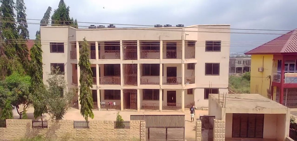 entrustgh's tweet photo. Investment Opportunity in Mobole - Afienya
Key Features:
- Modern design
- Spacious interiors
- 6 apartments in total 
- Prime location in Mobole - Afienya
- USD 300,000 (payable in cedis)

Contact FNC Projects:
Tel: 057 7700036 / 057 7700036
https://t.co/97m0Sr38Xi https://t.co/NE7P4hTeCv