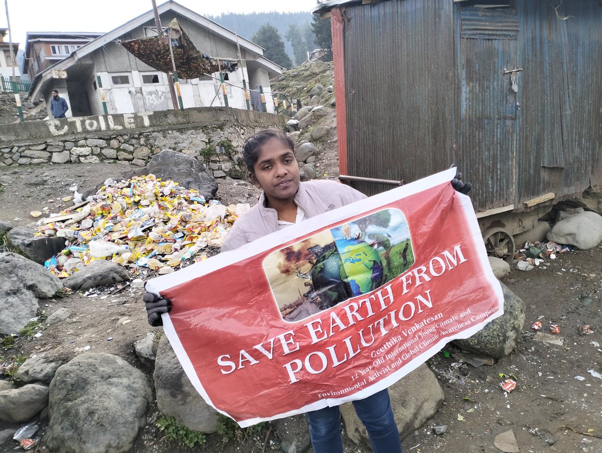 YadhumadiR's tweet photo. Minimize Plastic please.....the Earth Soil becomes garbage Soil https://t.co/lbsHwOaguo