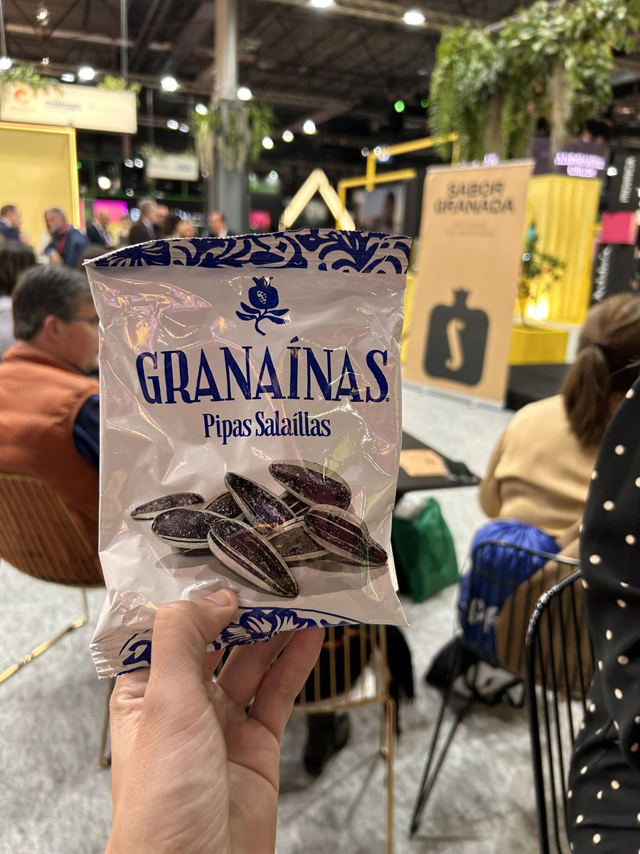 Y tenemos nuestro ‘ratico pipas’ en @fitur_madrid con @SoldeAlba_es.