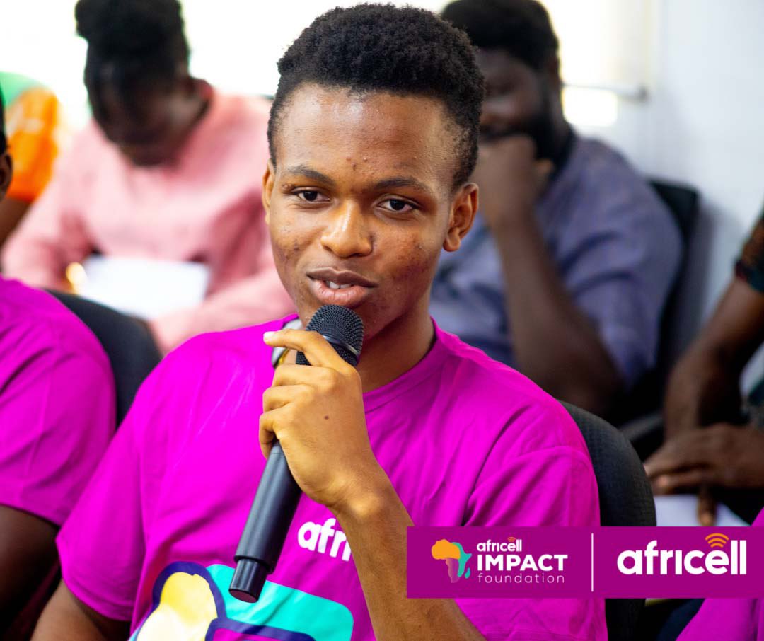 AfricellSalone's tweet photo. The beneficiaries expressed their heartfelt gratitude to the foundation, tutors, and facilitators for imparting invaluable web design skills, proving that with determination and support, anything is achievable.
#AfricellImpactFoundation
#WebDesignCourse
#DiNetwork4U
#SaloneX https://t.co/D12ZsSNCCv