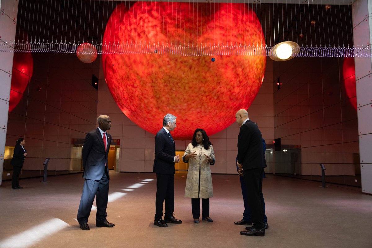 I got to see Angola’s brand-new science museum, which is symbolic of our two areas of collaboration: the peaceful use of space and climate resilient agriculture. At the heart of all our partnerships is the sharing of knowledge that builds capacity in our partner countries