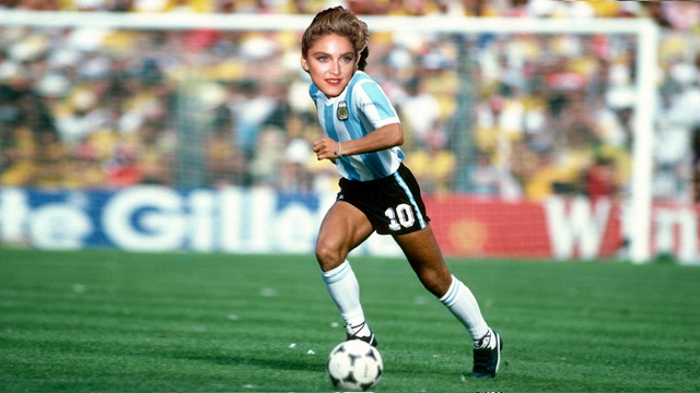 bluspoeier's tweet image. ja mensen wie kent hem niet