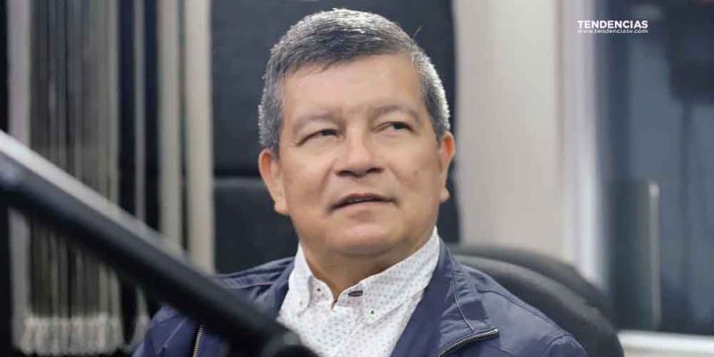 TendenciasSV's tweet image. 🚨 MANUEL EL CHINO FLORES: «BUKELE ESTÁ “ASUSTADO” ANTE EL CRECIMIENTO DEL #FMLN 

Detalles aquí ✅