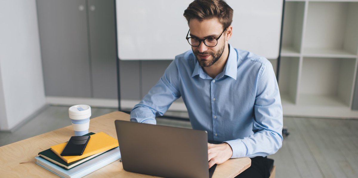 67% of enterprise infrastructure is cloud-based, but many businesses’ data strategies don't reflect how their employees and clients use the cloud. ☁ Here's how incorporating a cloud strategy into your data strategy will strengthen your organization: ow.ly/1iAW50Qc6uW