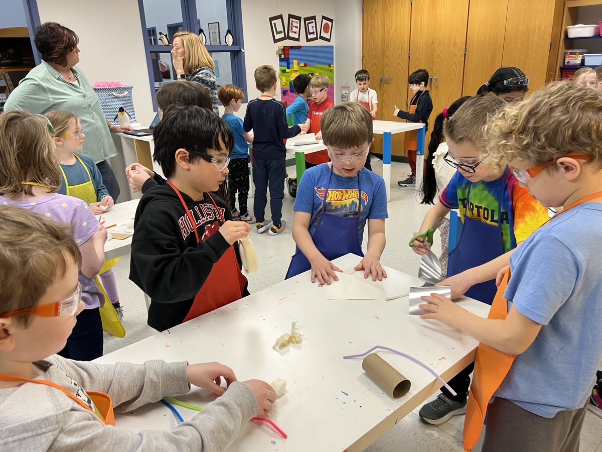 wincarey's tweet image. Lost and Found by @OliverJeffers brought us joy in our #PlacenTinkers Makerspace!  We embraced empathy by designing a fun toy/activity for the penguin and boy to enjoy together. #empathy @SamPlacentino #makerspacefun #DesignThinking