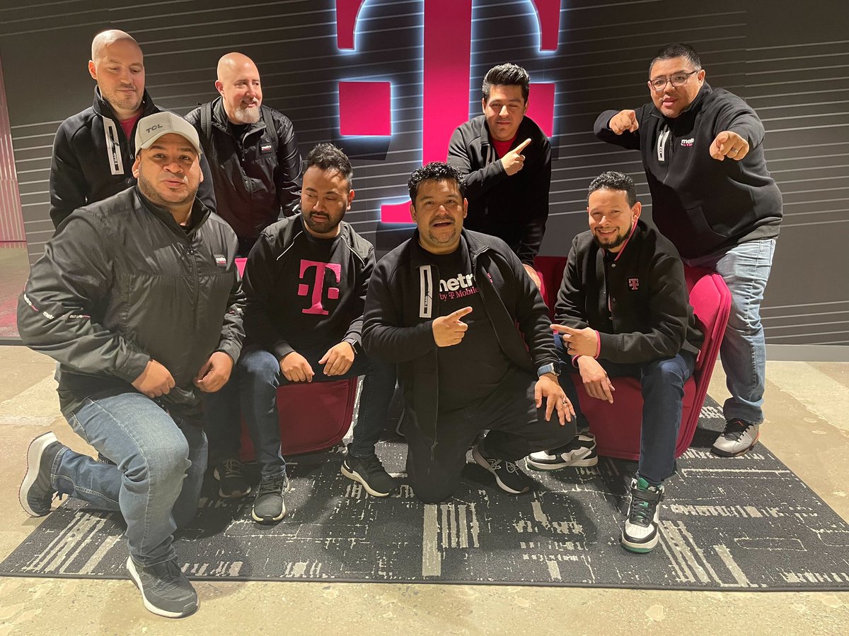 Lgonzal97's tweet photo. 2024 here we come!!! #DMV #Legends @hugoaescobar @DominickwSmith @Gman85170 @Duxtan01 @JZeledon3 @EdgarEmejia11 @kcampbel46 @thayesnet @ Matt T https://t.co/pNEti4DMEF