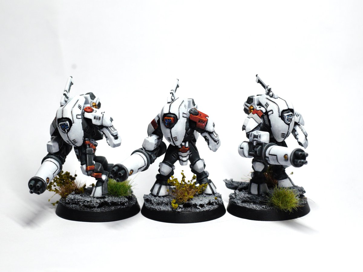 How do you like your eggs? I like mine rerolling 1's to wound #tau #tauempire #paintingwarhammer #warhammercommunity #warcom #stealthsuits #tau40k #40k #Warmongers