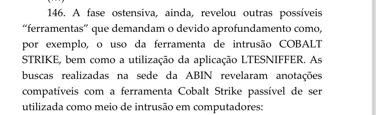 demori's tweet photo. Jamais se viu nada parecido (nem na ditadura) com essa estrutura de monitoramento ilegal de adversários políticos na Abin.

A tecnologia disponível hoje faz desse caso o maior escândalo de espionagem ilegal da nossa história. Já são mais de 60 mil registros apenas em um dos programas usados em apenas dois anos.

Eram usados ao menos 3 programas (geolocalização, navegação e sequestro de dados) para espionagem. 

Segundo a cautelar (que teve seu sigilo derrubado há pouco) os objetivos do esquema de espionagem era usar as informações sobretudo para:

1. Uso privado da família Bolsonaro, municiando os mesmos de informações obtidas de modo ilegal para uso em processos judicias e contra pessoas;

2. Alimentar as redes sociais (gabinete do ódio, “imprensa” amiga) com dossiês contra adversários para desmoralização pública.

O relato do que aconteceu nos porões da Abin de Ramagem, Bolsonaro e Heleno é chocante. Além dos programas espiões, usaram drones e câmeras para monitorar adversários. 

É tudo chocante pela gravidade e pela certeza de impunidade. Grave, MUITO grave.